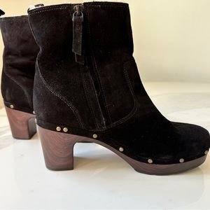 Clarks Black Suede Platform Studded Boot Size 7